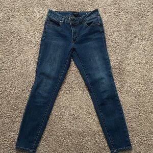 Tahari Dark Blue Skinny Jeans